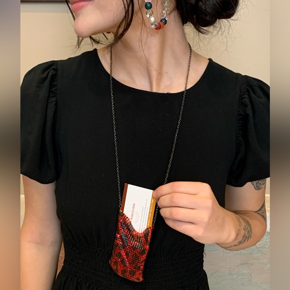 NEW Betsey Johnson "Hold Your Cards" Red & Black Checkered Purse Necklace - Picture 5 of 9